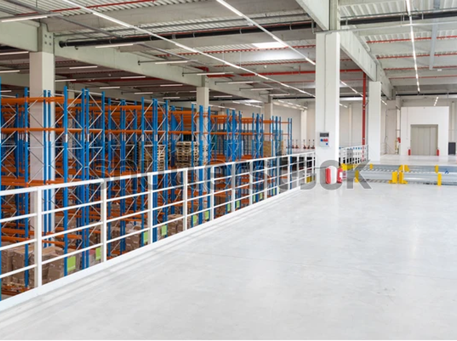 Mezzanine Floors Installed in Warehouse